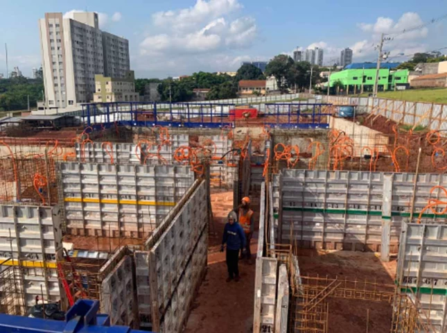 Estruturas e Paredes