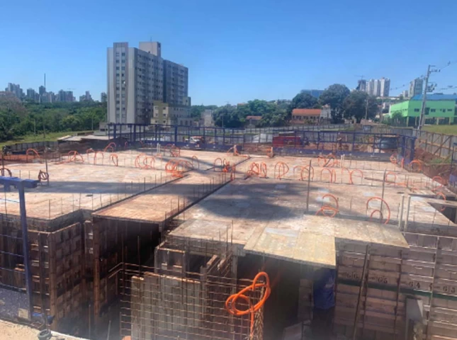 Estruturas e Paredes